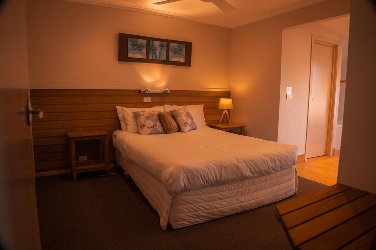 Waterfront Retreat At Wattle Point Villa Forge Creek Екстериор снимка