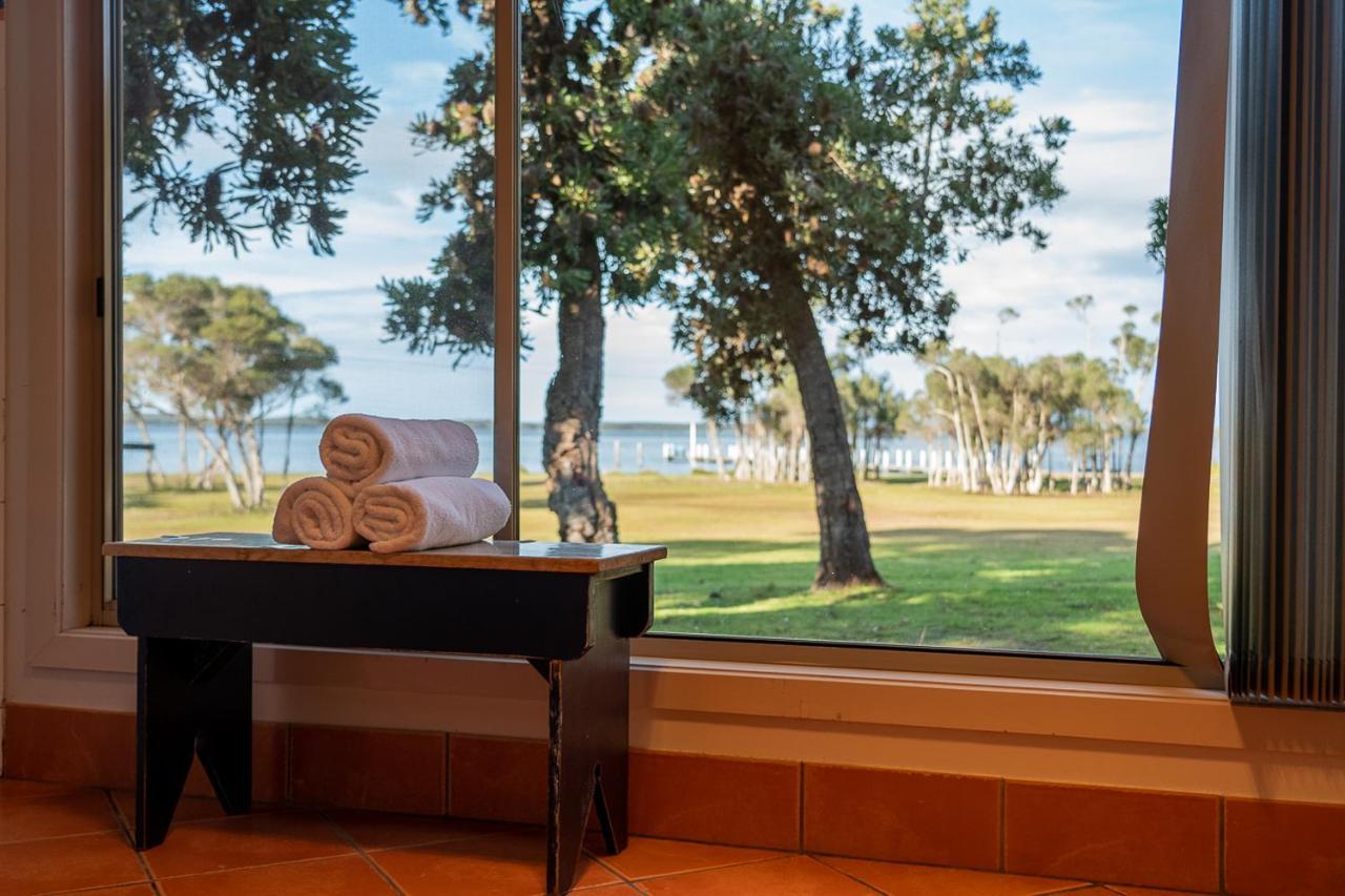 Waterfront Retreat At Wattle Point Villa Forge Creek Екстериор снимка