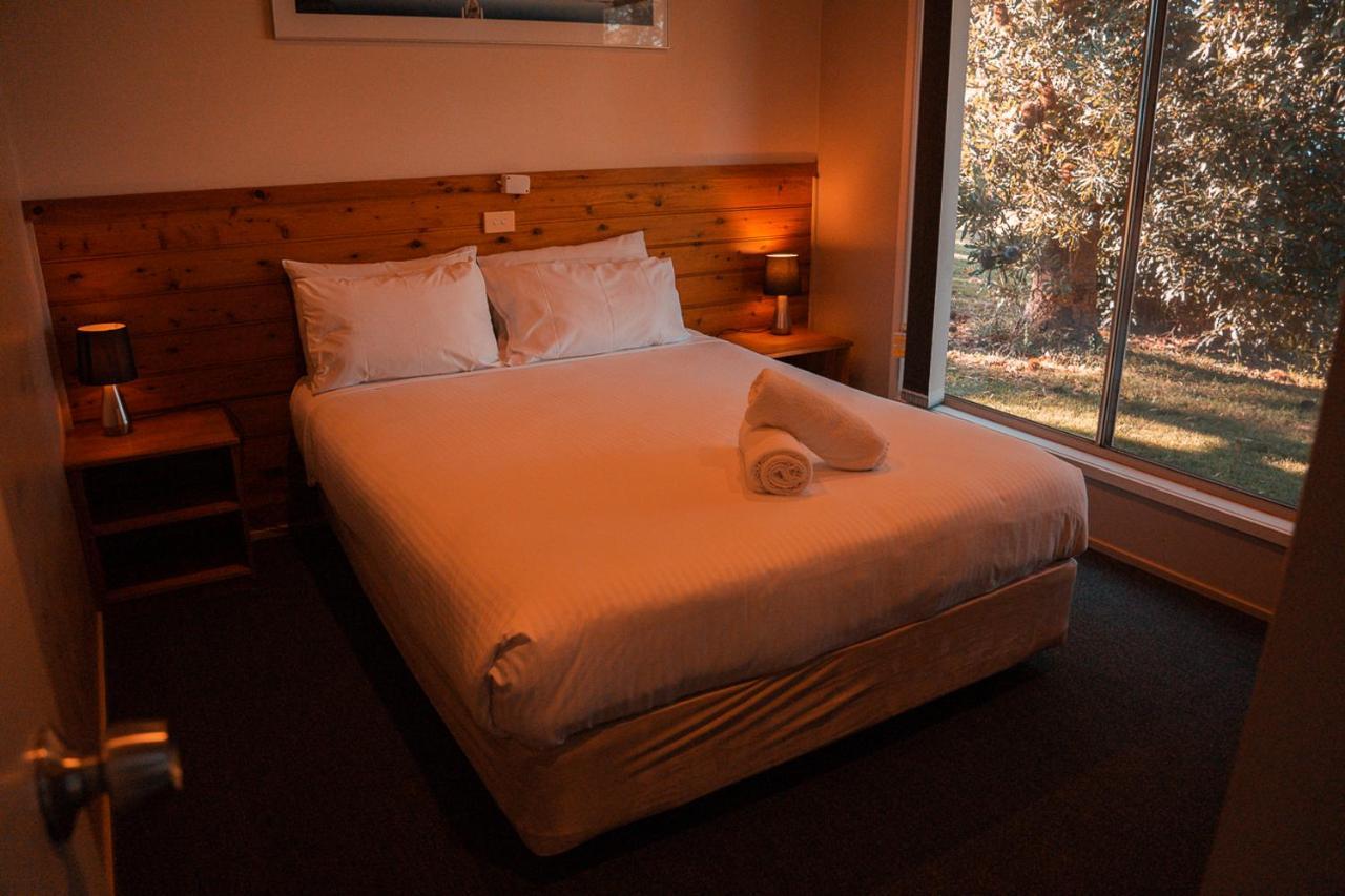 Waterfront Retreat At Wattle Point Villa Forge Creek Екстериор снимка