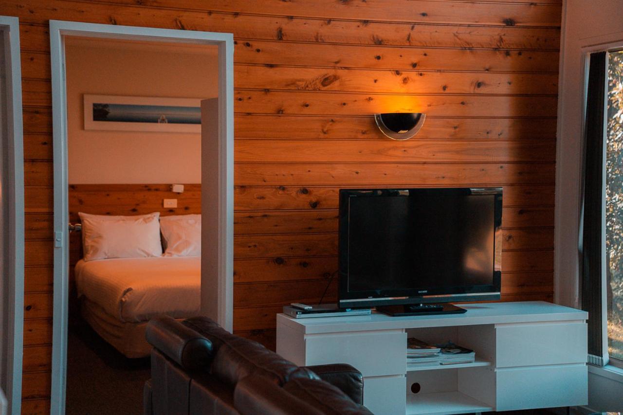 Waterfront Retreat At Wattle Point Villa Forge Creek Екстериор снимка