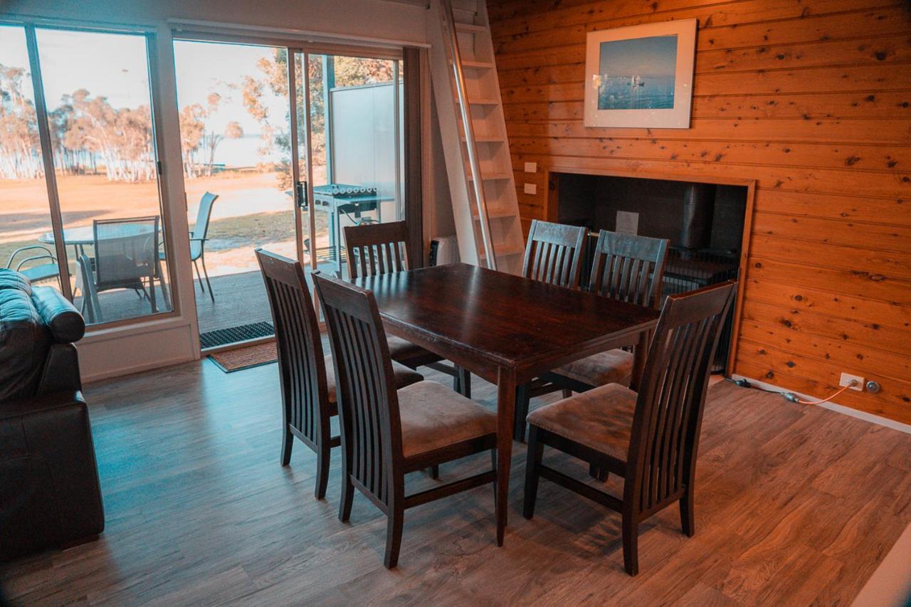 Waterfront Retreat At Wattle Point Villa Forge Creek Екстериор снимка