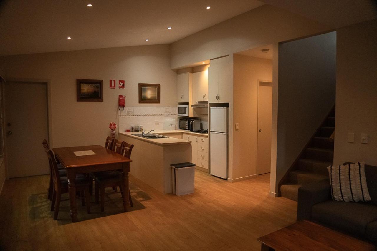Waterfront Retreat At Wattle Point Villa Forge Creek Екстериор снимка