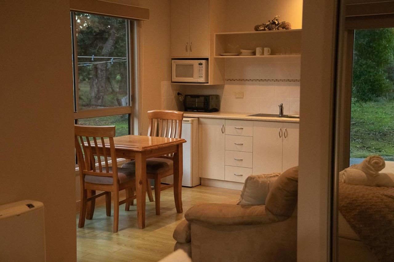 Waterfront Retreat At Wattle Point Villa Forge Creek Екстериор снимка